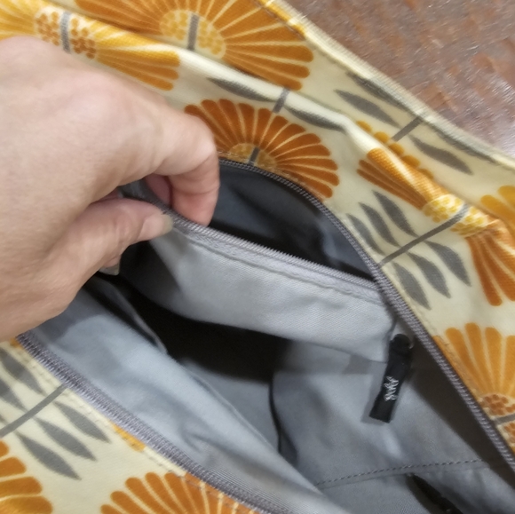 Petunia Pickle Bottom Diaper Bag - Picture 15 of 16